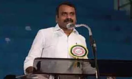 Tamil Nadu: एल मुरुगन ने डीएमके सरकार पर कटाक्ष किया Tamil Nadu: एल मुरुगन ने डीएमके सरकार पर कटाक्ष किया