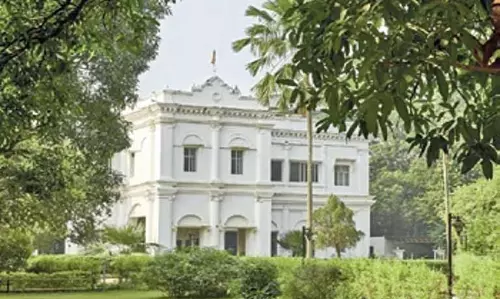 Odisha में होमस्टे की संख्या कई गुना बढ़ी, लेकिन स्थानीय अनुभव गायब Odisha में होमस्टे की संख्या कई गुना बढ़ी, लेकिन स्थानीय अनुभव गायब