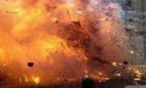 Tamil Nadu: बड़ा हादसा, पटाखा फैक्ट्री में विस्फोट, 6 की मौत Tamil Nadu: बड़ा हादसा, पटाखा फैक्ट्री में विस्फोट, 6 की मौत