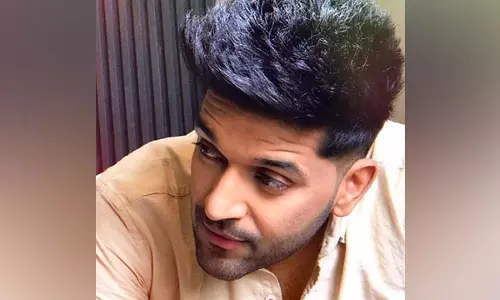 Singer Guru Randhawa ने टी-सीरीज़ के साथ संभावित समस्या का संकेत दिया Singer Guru Randhawa ने टी-सीरीज़ के साथ संभावित समस्या का संकेत दिया