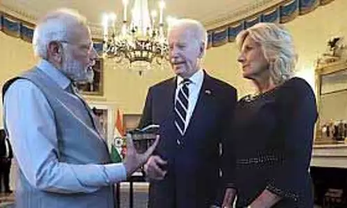 जिल बिडेन को पीएम मोदी से 20,000 अमेरिकी डॉलर का हीरा मिला जिल बिडेन को पीएम मोदी से 20,000 अमेरिकी डॉलर का हीरा मिला