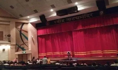Maharashtra: रवींद्र नाट्य मंदिर को फरवरी के अंत तक खोलने का निर्देश