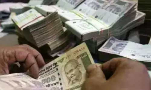 Hyderabad स्कूल को फीस न चुकाने पर छात्रों को घर भेजने के लिए आलोचना का सामना करना पड़ा Hyderabad स्कूल को फीस न चुकाने पर छात्रों को घर भेजने के लिए आलोचना का सामना करना पड़ा