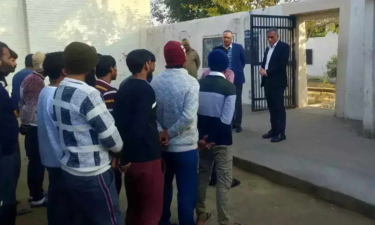 NCR Gurugram: सीजेएम रमेश चंद्र ने भोंडसी स्थित जिला कारागार का निरीक्षण किया NCR Gurugram: सीजेएम रमेश चंद्र ने भोंडसी स्थित जिला कारागार का निरीक्षण किया