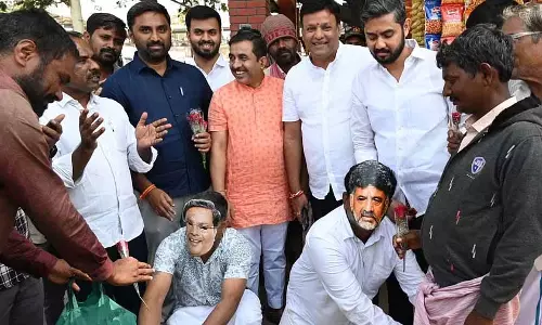 Karnataka बस किराया वृद्धि का भाजपा ने किया अनोखा विरोध