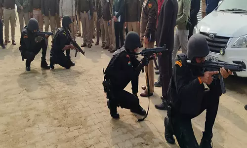 महाकुंभ मेले में सुरक्षा बलों ने मॉक ड्रिल की, UP DGP ने पूर्ण सुरक्षा व्यवस्था का आश्वासन दिया