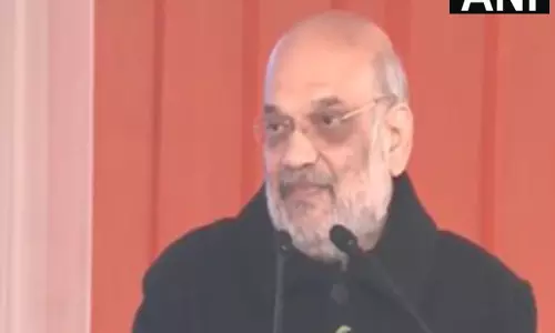 केजरीवाल ने दिल्लीवासियों के पैसे से शीश महल बनाया: Amit Shah केजरीवाल ने दिल्लीवासियों के पैसे से शीश महल बनाया: Amit Shah