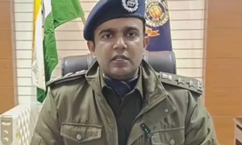 Delhi Police ने पांच अवैध बांग्लादेशी नागरिकों को वापस भेजा Delhi Police ने पांच अवैध बांग्लादेशी नागरिकों को वापस भेजा