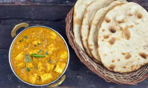 पनीर और काली मिर्च नानजा रेसिपी