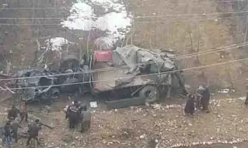 Bandipora में सड़क दुर्घटना में चार जवानों की मौत Bandipora में सड़क दुर्घटना में चार जवानों की मौत