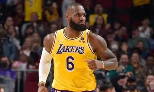 NBA: लेब्रोन ने सबसे ज़्यादा 30-पॉइंट गेम का जॉर्डन का रिकॉर्ड तोड़ा