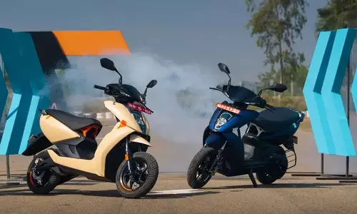 2025 Ather 450 भारत में लॉन्च: जानें इसकी कीमत, रेंज और स्पेसिफिकेशन 2025 Ather 450 भारत में लॉन्च: जानें इसकी कीमत, रेंज और स्पेसिफिकेशन