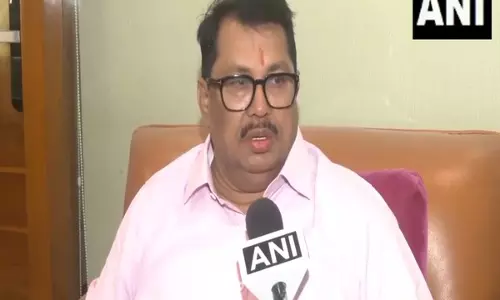 कांग्रेस के विजय वडेट्टीवार ने सामना में CM Fadnavis की प्रशंसा पर अपना रुख स्पष्ट किया कांग्रेस के विजय वडेट्टीवार ने सामना में CM Fadnavis की प्रशंसा पर अपना रुख स्पष्ट किया