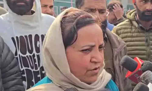 MCCH अनंतनाग को असुरक्षित भवन से स्थानांतरित करने में चुनौतियों को स्वीकार किया MCCH अनंतनाग को असुरक्षित भवन से स्थानांतरित करने में चुनौतियों को स्वीकार किया