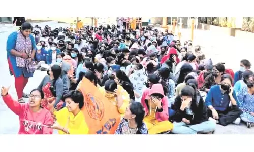 Sikkim : हैदराबाद कॉलेज में महिलाओं के शौचालयों में वीडियो रिकॉर्डिंग की जांच जारी