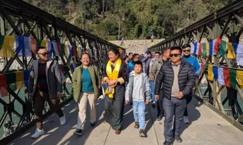 Sikkim : अस्थायी बेली ब्रिज से द्ज़ोंगू तक संपर्क बहाल हुआ Sikkim : अस्थायी बेली ब्रिज से द्ज़ोंगू तक संपर्क बहाल हुआ