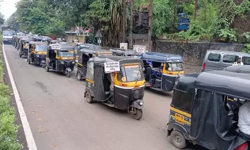 Pune: सुरक्षित रिक्शा यात्रा की गारंटी कौन देगा? परेशान यात्रियों का सवाल
