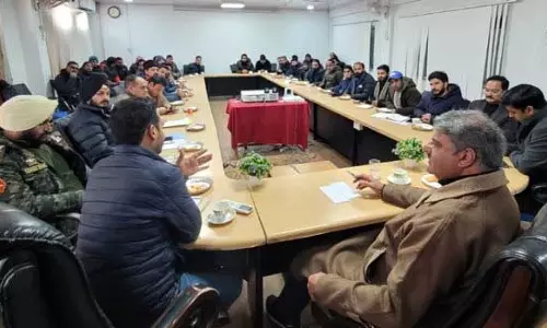 MLA बनिहाल ने आवश्यक सेवाओं की स्थिति की समीक्षा की MLA बनिहाल ने आवश्यक सेवाओं की स्थिति की समीक्षा की