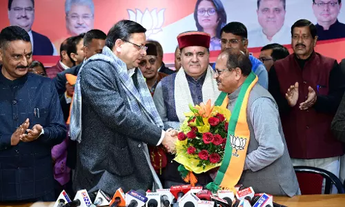 BIG BREAKING: CM की मौजूदगी में कांग्रेस के बड़े नेता भाजपा में शामिल BIG BREAKING: CM की मौजूदगी में कांग्रेस के बड़े नेता भाजपा में शामिल