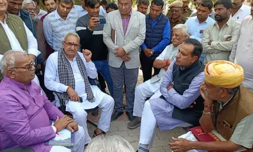 Jaipur: पंचायती राज मंत्री ने किया ग्राम पंचायत आसोतरा एवं असाडा का औचक निरीक्षण