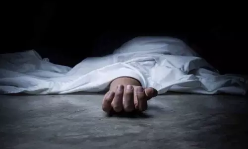Kerala : नारियल का पेड़ गिरने से मासूम बच्चे की मौत Kerala : नारियल का पेड़ गिरने से मासूम बच्चे की मौत