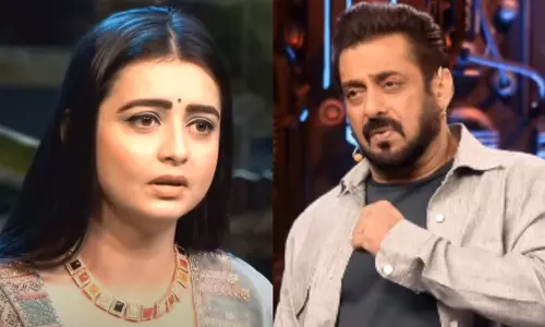 Bigg Boss 18: सलमान खान ने चाहत पांडे के सीक्रेट रिलेशनशिप का किया खुलासा Bigg Boss 18: सलमान खान ने चाहत पांडे के सीक्रेट रिलेशनशिप का किया खुलासा