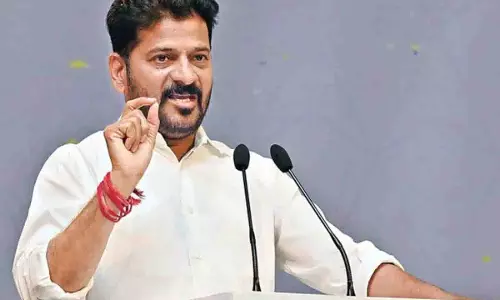 Telangana ने गोदावरी पर आंध्र सरकार की बनकाचरला परियोजना का विरोध किया Telangana ने गोदावरी पर आंध्र सरकार की बनकाचरला परियोजना का विरोध किया