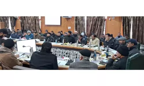 जावेद राणा ने Pulwama के विकास परिदृश्य की समीक्षा की