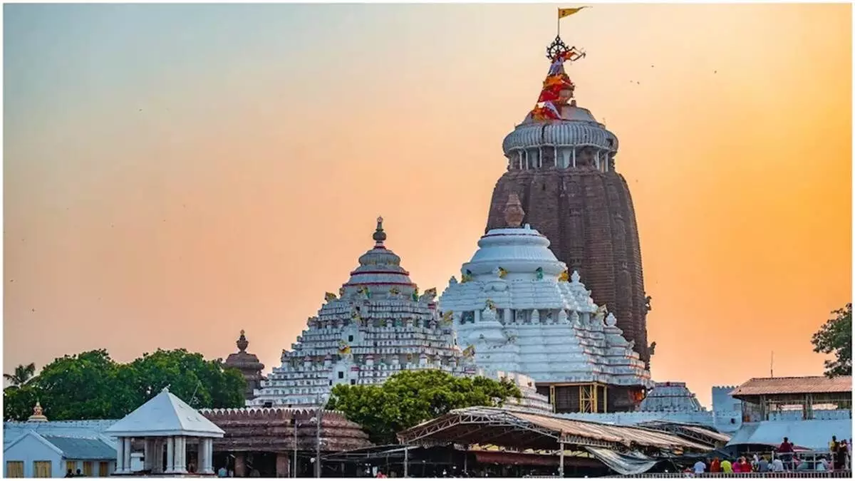 Puri:  जगन्नाथ मंदिर के ऊपर ड्रोन मंडराता देखा गया, जांच जारी