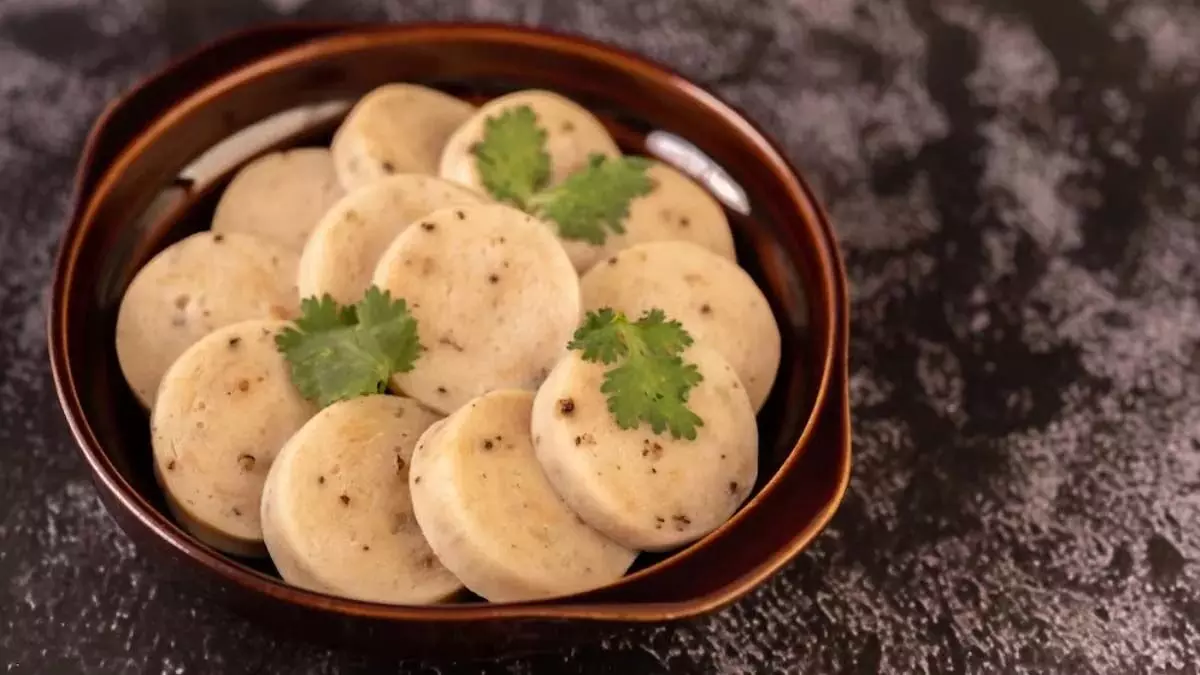 Bajra Idli Recipe: बाजरे की इडली बनाने का आसान तरीका