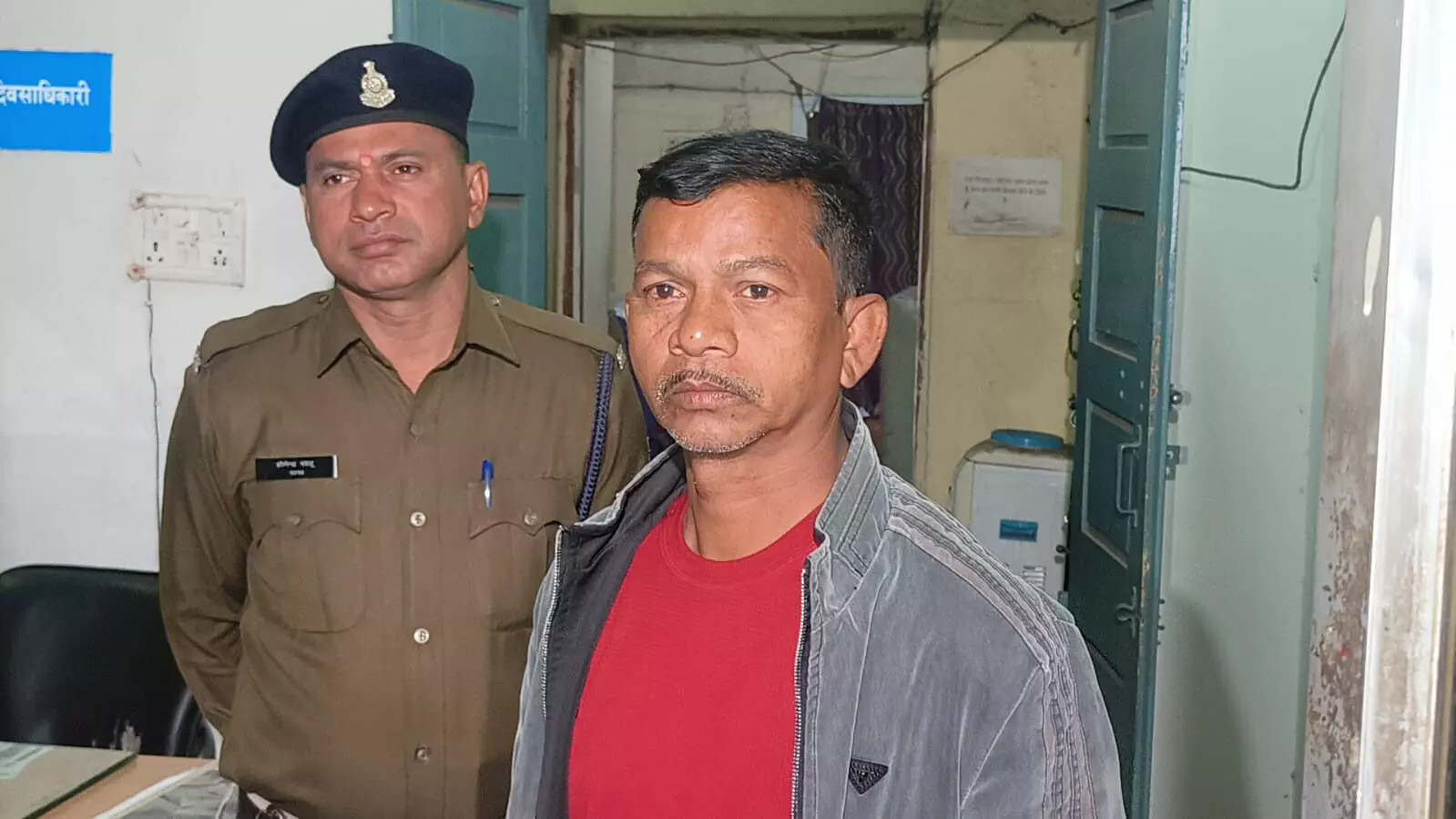 वन अफसर को रायपुर पुलिस ने किया गिरफ्तार,  दी थी पत्रकार की हत्या करने की धमकी