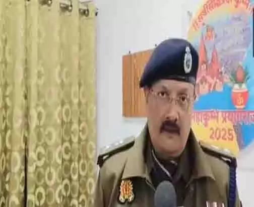 Maha Kumbh 2025 में श्रद्धालुओं की भारी भीड़ उमड़ने के कारण सुरक्षा बढ़ा दी गई