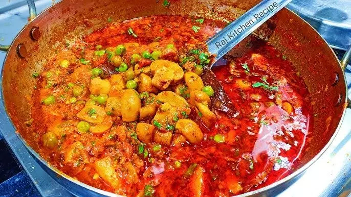 Pea Mushroom इस डिश के साथ बढ़ाएं डिनर का स्वाद