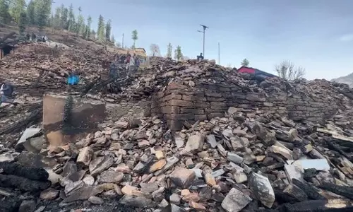 Himachal: टांडी गांव के अग्नि पीड़ितों ने पुनर्वास की मांग की Himachal: टांडी गांव के अग्नि पीड़ितों ने पुनर्वास की मांग की