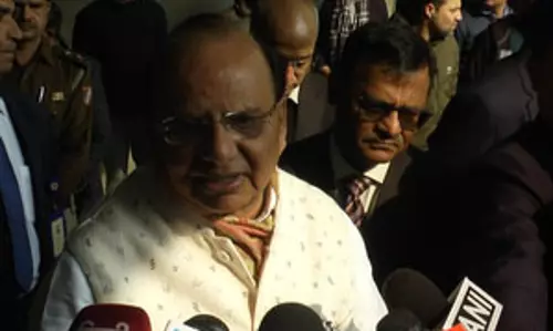 प्रीपेड ऑटो बूथ का एलजी वीके सक्सेना ने किया उद्घाटन