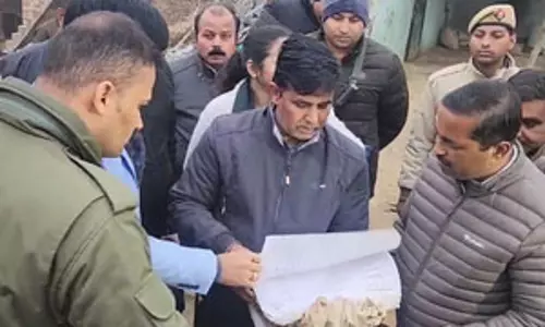 संभल में ऐतिहासिक धरोहरों का डीएम और एसपी ने किया निरीक्षण, बोले - विरासत का होगा संरक्षण