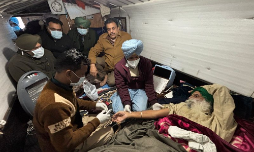 Punjab: टिकैत की टिप्पणी को लेकर किसान यूनियनों में दरार पैदा हुई Punjab: टिकैत की टिप्पणी को लेकर किसान यूनियनों में दरार पैदा हुई
