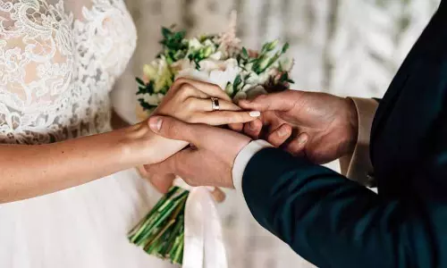 विदेशी महिलाओं के साथ ‘झूठे विवाह’ बढ़ने से सिंगापुर चिंतित