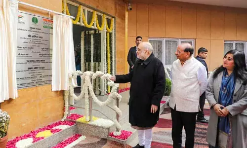 Shah said  बुनियादी ढांचा बनाने के बजाय केजरीवाल ने ‘शीश महल’ बनवाया