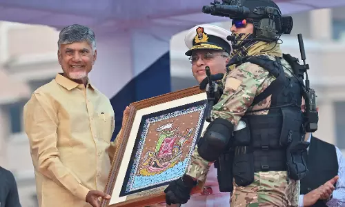 CM Naidu: आंध्र प्रदेश को समुद्री मार्ग बनाया जाएगा CM Naidu: आंध्र प्रदेश को समुद्री मार्ग बनाया जाएगा