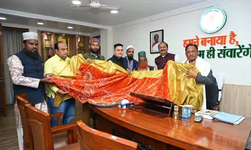अजमेर शरीफ दरगाह के लिए मुख्यमंत्री विष्णुदेव साय ने भेजी पवित्र चादर