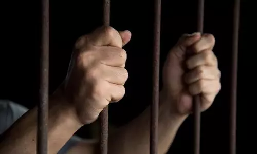Ballia: आठ वर्षीय की हत्या की दोषी महिला प्रेमी को उम्रकैद Ballia: आठ वर्षीय की हत्या की दोषी महिला प्रेमी को उम्रकैद