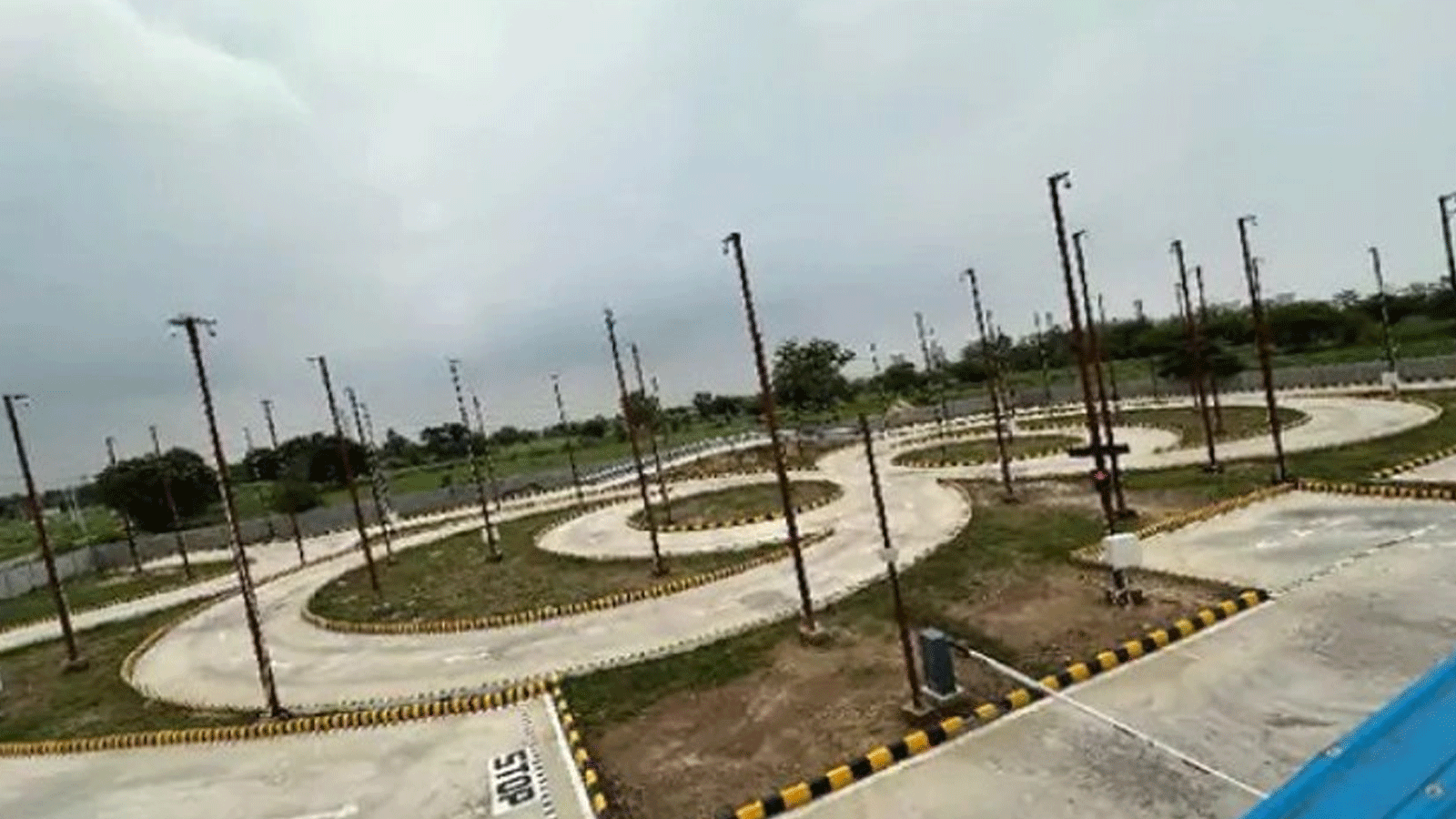 NCR Noida: शासन ने चार ड्राइविंग ट्रेनिंग सेंटर खोलने के मंजूरी दी NCR Noida: शासन ने चार ड्राइविंग ट्रेनिंग सेंटर खोलने के मंजूरी दी