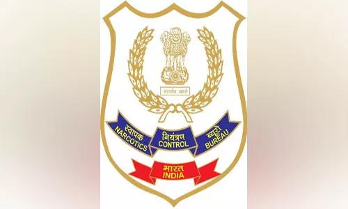 NCB की कार्रवाई, 74,000 कैप्सूल के साथ भारी मात्रा में जब्त की सिगरेट NCB की कार्रवाई, 74,000 कैप्सूल के साथ भारी मात्रा में जब्त की सिगरेट
