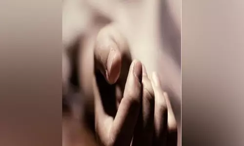 आत्महत्या के जोखिम वाले मरीजों का पता लगा सकता है एआई: अध्ययन