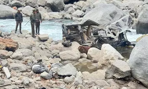 J-K: किश्तवाड़ सड़क दुर्घटना में चार लोगों की मौत, बचाव अभियान जारी