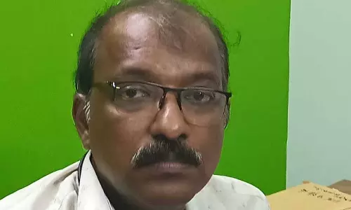 Kerala : त्रिशूर में आरटीआई आवेदक से रिश्वत लेने के आरोप Kerala : त्रिशूर में आरटीआई आवेदक से रिश्वत लेने के आरोप
