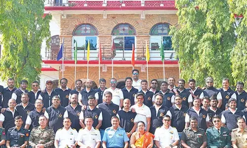 Andhra: सैनिक स्कूल में स्वर्ण जयंती पुनर्मिलन समारोह का आयोजन Andhra: सैनिक स्कूल में स्वर्ण जयंती पुनर्मिलन समारोह का आयोजन