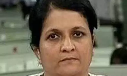 Beed sarpanch murder मामला: कार्यकर्ता अंजलि दमानिया ने कहा - जिले के बाहर की पुलिस को जांच का करना चाहिए नेतृत्व Beed sarpanch murder मामला: कार्यकर्ता अंजलि दमानिया ने कहा - जिले के बाहर की पुलिस को जांच का करना चाहिए नेतृत्व