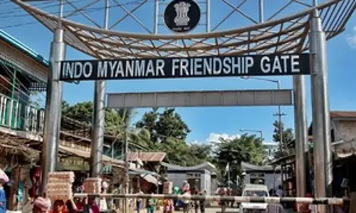 केंद्र ने Mizoram-Myanmar border पर लोगों की आवाजाही को नियंत्रित किया केंद्र ने Mizoram-Myanmar border पर लोगों की आवाजाही को नियंत्रित किया